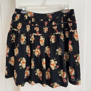 LOFT Flouncy Mini Skirt in Black Floral